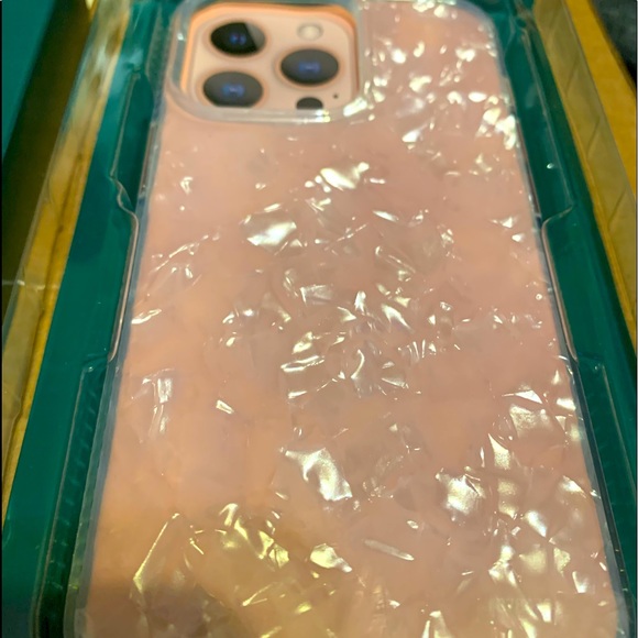 Protect Onn. iPhone 13 Pro Case…Color: Clear….New - Picture 3 of 5